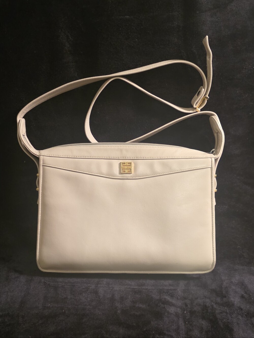 Vintage Cream Leather Crossbody Shoulder Bag with Gold Logo